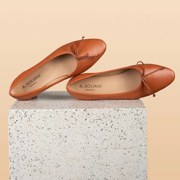 A Soliani Flats - Como - Terracotta - Picture 1 of 7